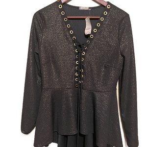 Black and gold peplum top